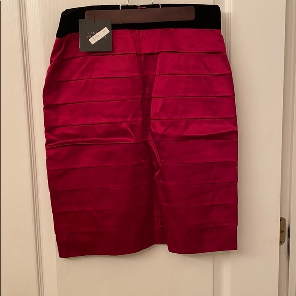 NWT silk Robert Rodriguez pencil skirt - Picture 2 of 8